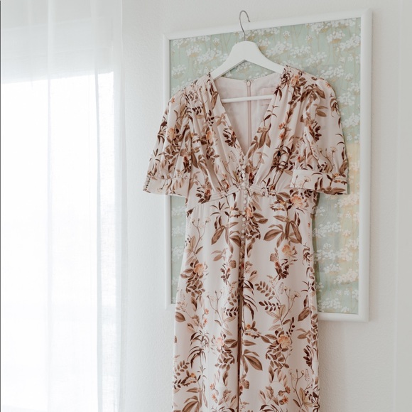 Gal Meets Glam Dresses & Skirts - Gal Meets Glam Lauren Dress Size 2